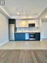 2525 Bathurst St in Toronto, ON - Building Photo - Building Photo
