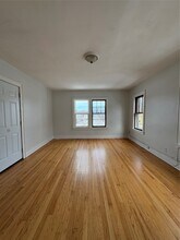 364 Floral Ave-Unit -2L in Johnson City, NY - Building Photo - Building Photo
