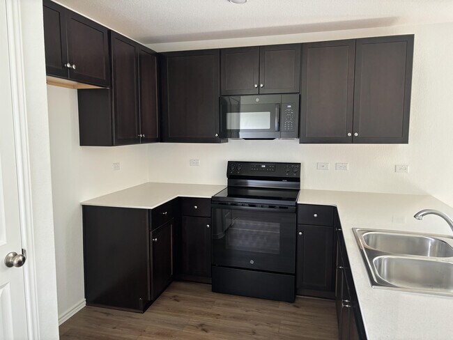 1109 Catfish Ln in Bastrop, TX - Building Photo - Building Photo