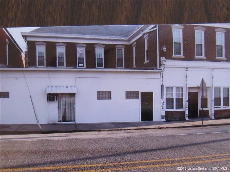 2819 S Cherry St in Lexington, IN - Foto de edificio