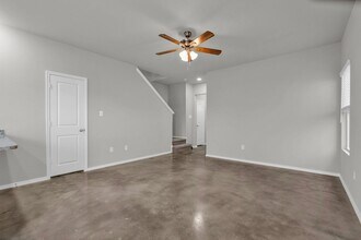 7239 Converse Ridge Ln in Windcrest, TX - Building Photo - Building Photo