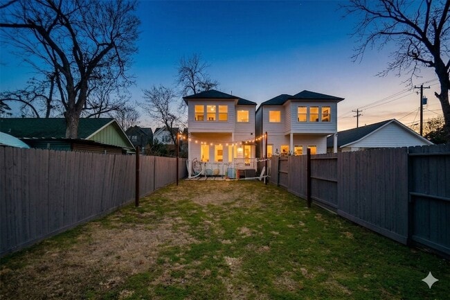 1504 Evelyn St in Houston, TX - Foto de edificio - Building Photo