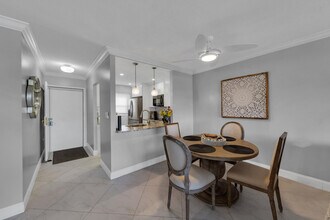 390 N Federal Hwy in Deerfield Beach, FL - Building Photo - Building Photo