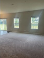 3403 Helene Rieder Dr in Montgomery, IL - Building Photo - Building Photo