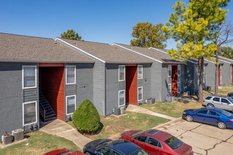 The View @ Riverside Apartments in Tulsa, OK - Foto de edificio - Building Photo