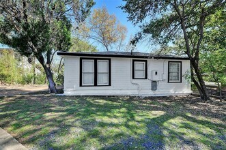 1401 Windsor Rd in Austin, TX - Building Photo - Building Photo
