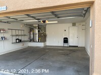 8844 E Meadow Spring Pl in Tucson, AZ - Foto de edificio - Building Photo