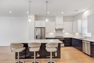 1740 Ojeman Point Ln in Houston, TX - Building Photo - Building Photo