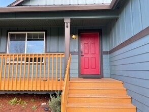 2312 S White Salmon Dr in Ridgefield, WA - Building Photo - Building Photo