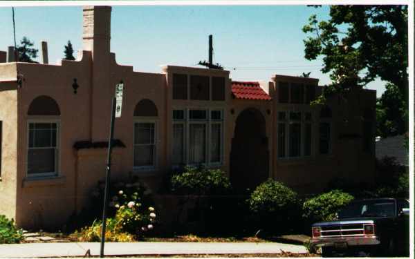 2404 Cedar St in Berkeley, CA - Building Photo - Building Photo