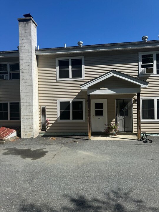 118 NH-4A in Lebanon, NH - Building Photo