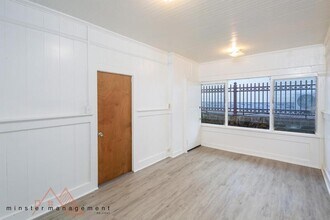 2680 E Manoa Rd in Honolulu, HI - Building Photo - Building Photo