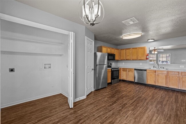 property at 115 Green Isle Ave