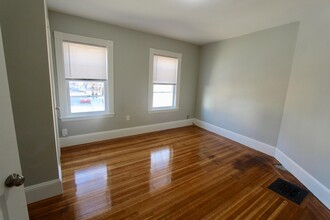 4 Draper St, Unit #3 in Boston, MA - Foto de edificio - Building Photo