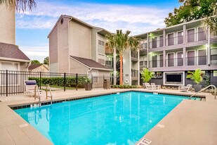 Brookwood Club Apartments