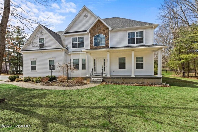 property at 1 Woodbridge Ct