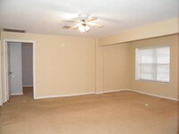 1201 Adams St photo'