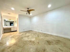 3709 Cocoplum Cir in Coconut Creek, FL - Building Photo - Building Photo