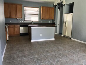 9818 Lake District Ln in Orlando, FL - Building Photo - Building Photo