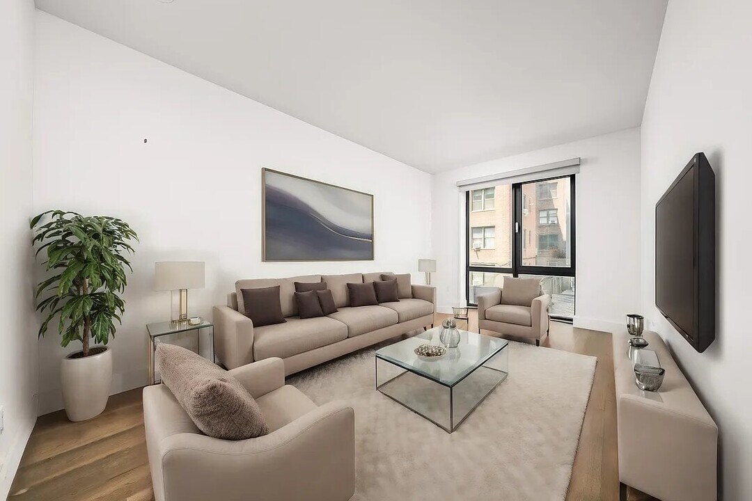 155 Attorney St, Unit 3D in New York, NY - Building Photo