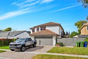 1420 SW 88th Ave in Pembroke Pines, FL - Building Photo