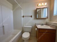 587 Woodward Ave photo'