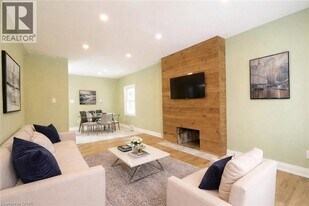 1243 Langmuir Ave in London, ON - Building Photo