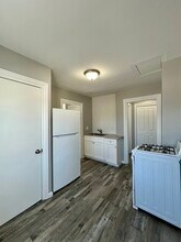 13128 Balsam St in Southgate, MI - Building Photo - Building Photo