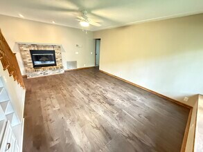 65 Hackberry Hill in Orono, MN - Building Photo - Building Photo