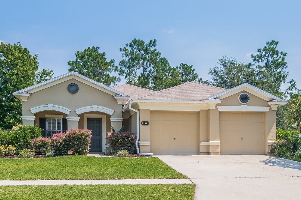 11311 Justin Oaks Dr N in Jacksonville, FL - Building Photo