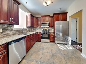 4104 Devondale Ct in Jamestown, NC - Foto de edificio - Building Photo