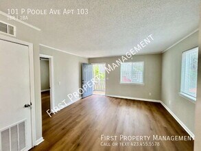101 P'Poole Ave in Red Bank, TN - Foto de edificio - Building Photo