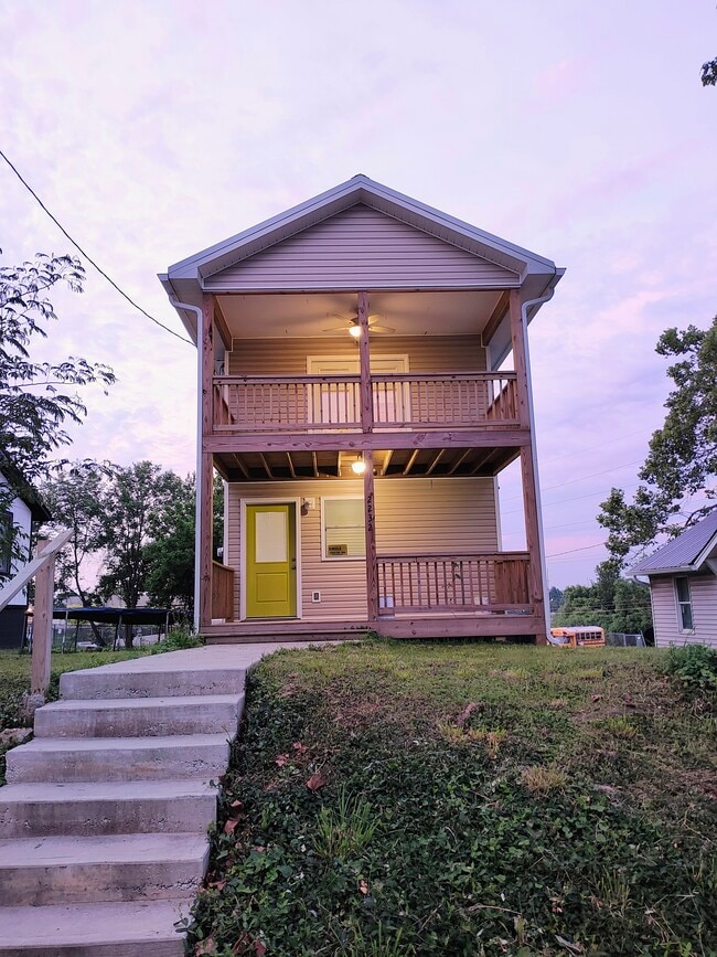 property at 2232 Mississippi Ave