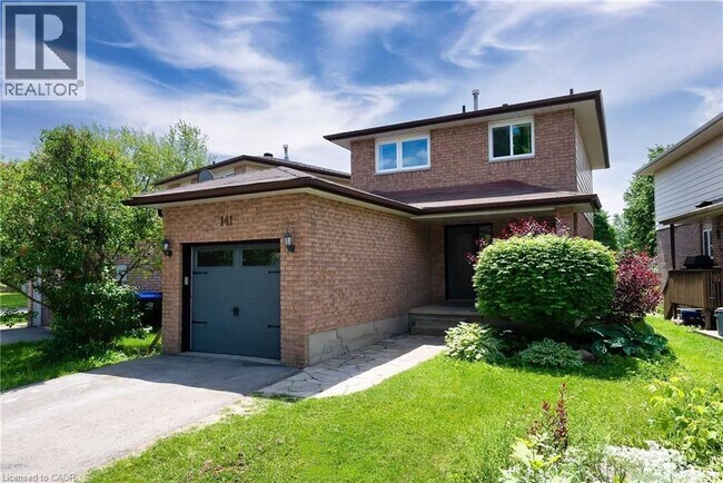 141 Cunningham Dr in New Tecumseth, ON - Building Photo - Building Photo