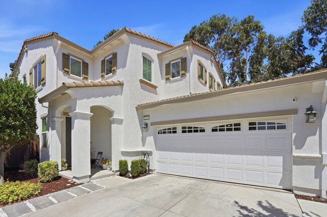 property at 2282 Acero Ct