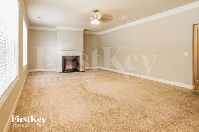 307 Summerwalk Rd in Greensboro, NC - Foto de edificio - Building Photo