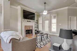 111 Meagans Way Dr in Youngsville, LA - Building Photo - Building Photo