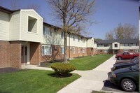 Building Photo - Willow Creek Apartments in Tiffin, Ohio