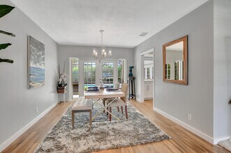 510 Silver Ln in Boca Raton, FL - Building Photo - Building Photo