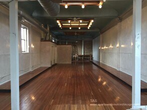 1621 N Kedzie Ave-Unit -3NN in Chicago, IL - Building Photo - Building Photo