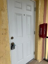 2854 NW 55th Ave in Lauderhill, FL - Building Photo - Building Photo