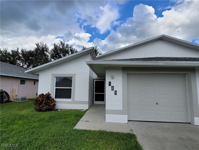 545 SE 6th Terrace in Cape Coral, FL - Building Photo - Building Photo
