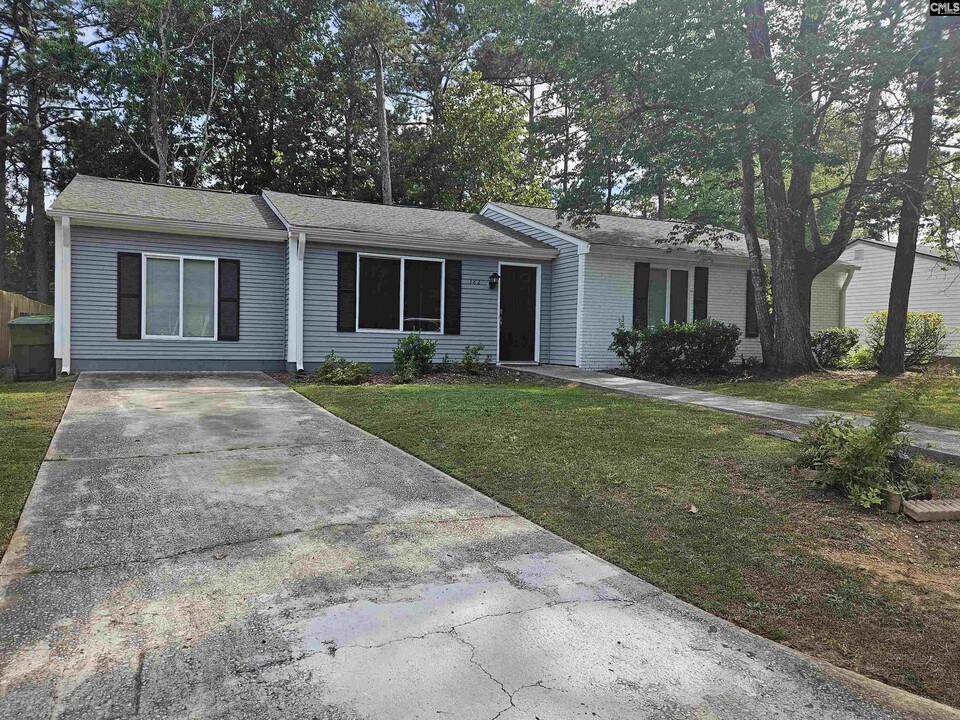 182 Forestview Cir in Columbia, SC - Building Photo
