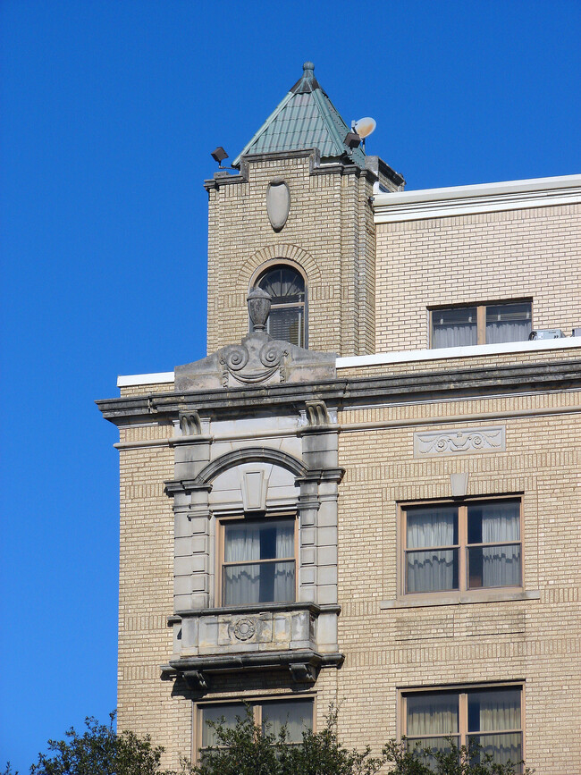 Turner Apartments in Gainesville, TX - Foto de edificio - Building Photo