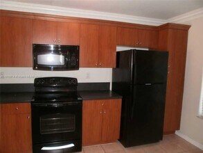 3190 SW 128th Terrace in Miramar, FL - Building Photo - Building Photo