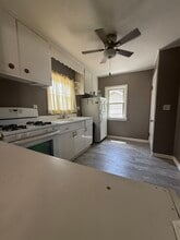 904 Magnolia St in Marseilles, IL - Foto de edificio - Building Photo