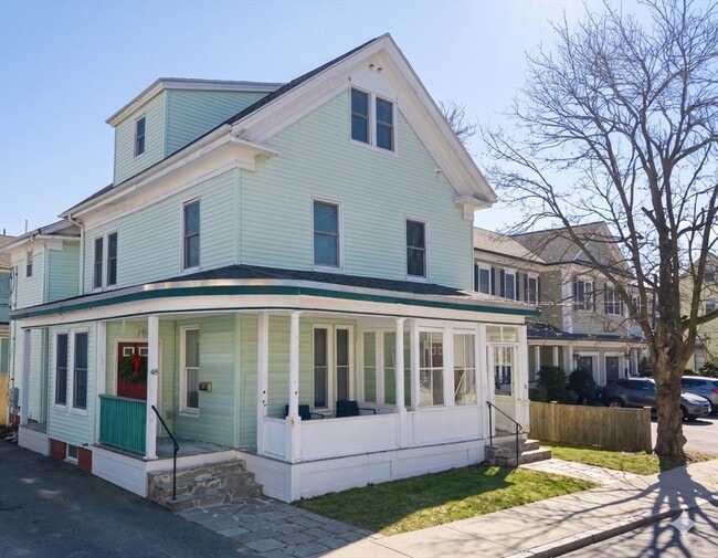 property at 50 Carleton St