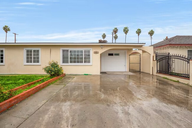 430 E 184th St in Carson, CA - Building Photo - Building Photo