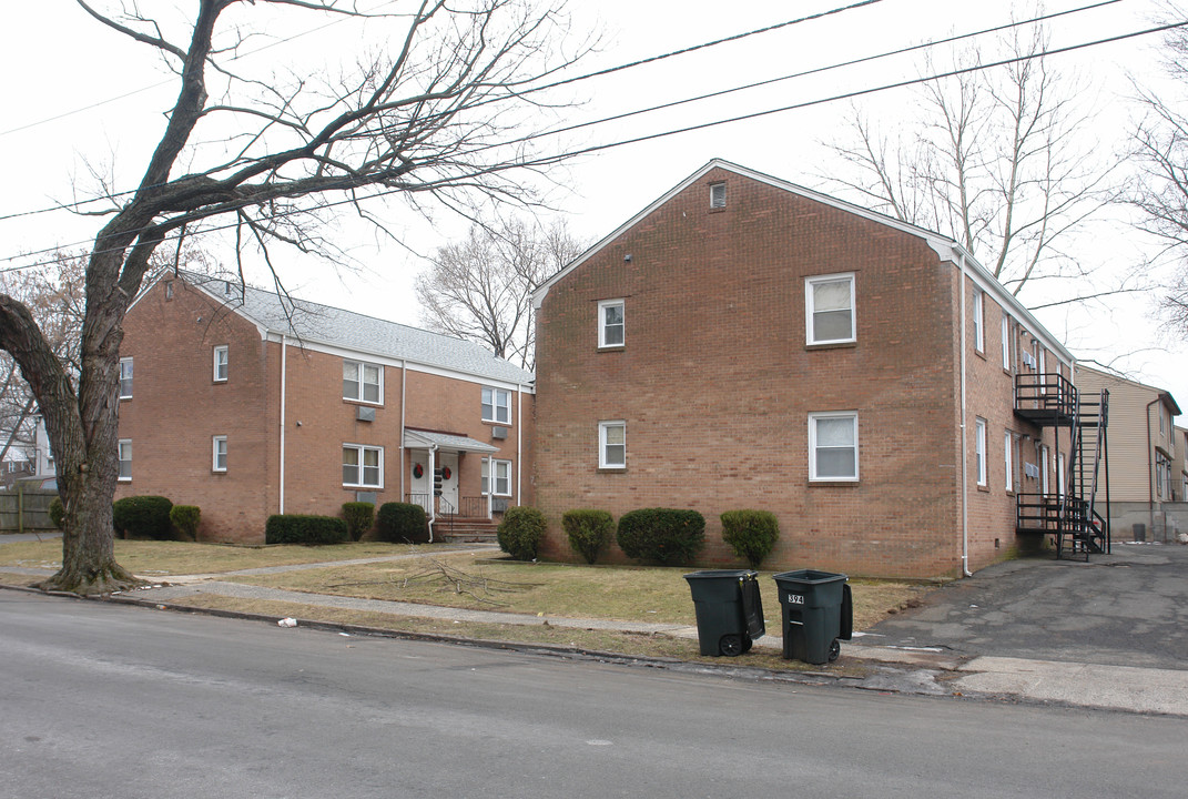 388-398 Union St in Rahway, NJ - Building Photo