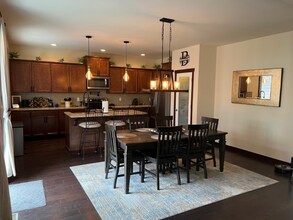 27705 65th Dr NW in Stanwood, WA - Building Photo - Building Photo